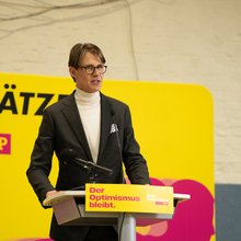 Franz Teresiak am Rednerpult